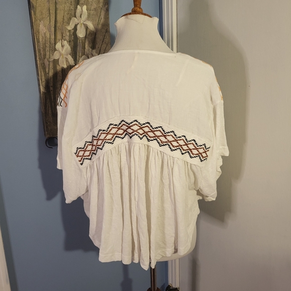 Free People Oversized Top Crop Swing Hippie Boho White Embroidery Small Smocked - Picture 4 of 5